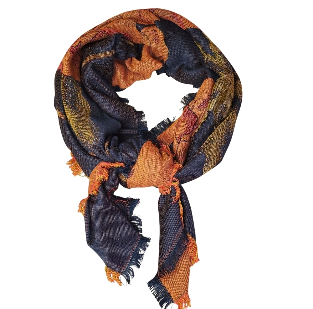 Gloria Vanderbilt Orange and Black Women's Scarf. Floral Design. 50x50. L0138